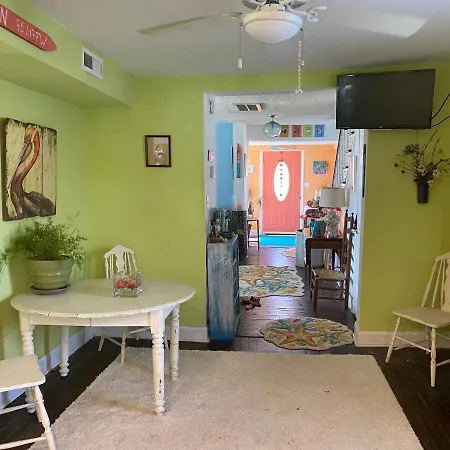 Beach Haven Dog Friendly Farmette Great For 2 Couples Berlin Exterior photo